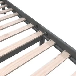 Cadre De Lit Gris Bois De Pin Massif 140x190 Cm 5 -Magasin De Meubles De Chambre À Coucher cadre de lit gris bois de pin massif 140x190 cm 3666722874595 1468044