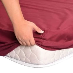 Draps De Lit 2 Pièces 160 X 200 Cm Coton Bordeaux -Magasin De Meubles De Chambre À Coucher draps de lit 2 pieces 160 x 200 cm coton bordeaux 8718475515029 867567