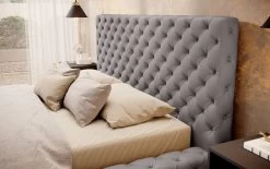 Lit Design Avec Tête De Lit Et Coffre De Rangement Capitonné Simili Cuir Gris Prince -Magasin De Meubles De Chambre À Coucher lit design avec tete de lit et coffre de rangement capitonne simili cuir gris prince 3666722954907 1503282