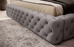 Lit Design Avec Tête De Lit Et Coffre De Rangement Capitonné Simili Cuir Gris Prince -Magasin De Meubles De Chambre À Coucher lit design avec tete de lit et coffre de rangement capitonne simili cuir gris prince 3666722954907 1503283