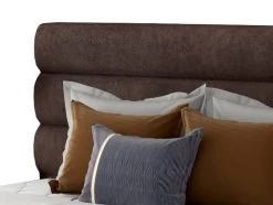 Lit Design Tissu Doux Marron Avec Coffre De Rangement Klarina -Magasin De Meubles De Chambre À Coucher lit design tissu marron avec coffre de rangement klarina 3666722596282 1391639